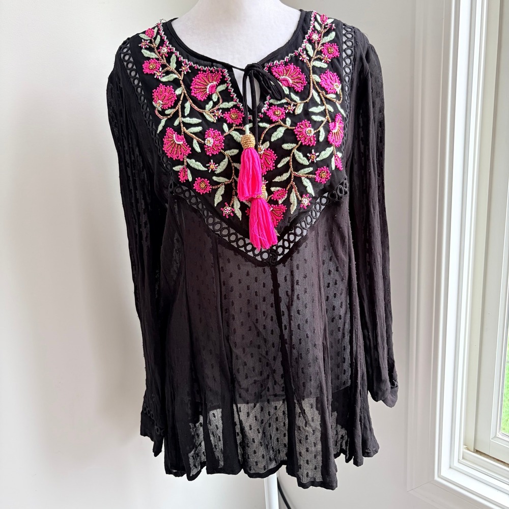 Soft Surroundings Tunic Top Medium Boho Black Pink Embroidered Floral Tassel